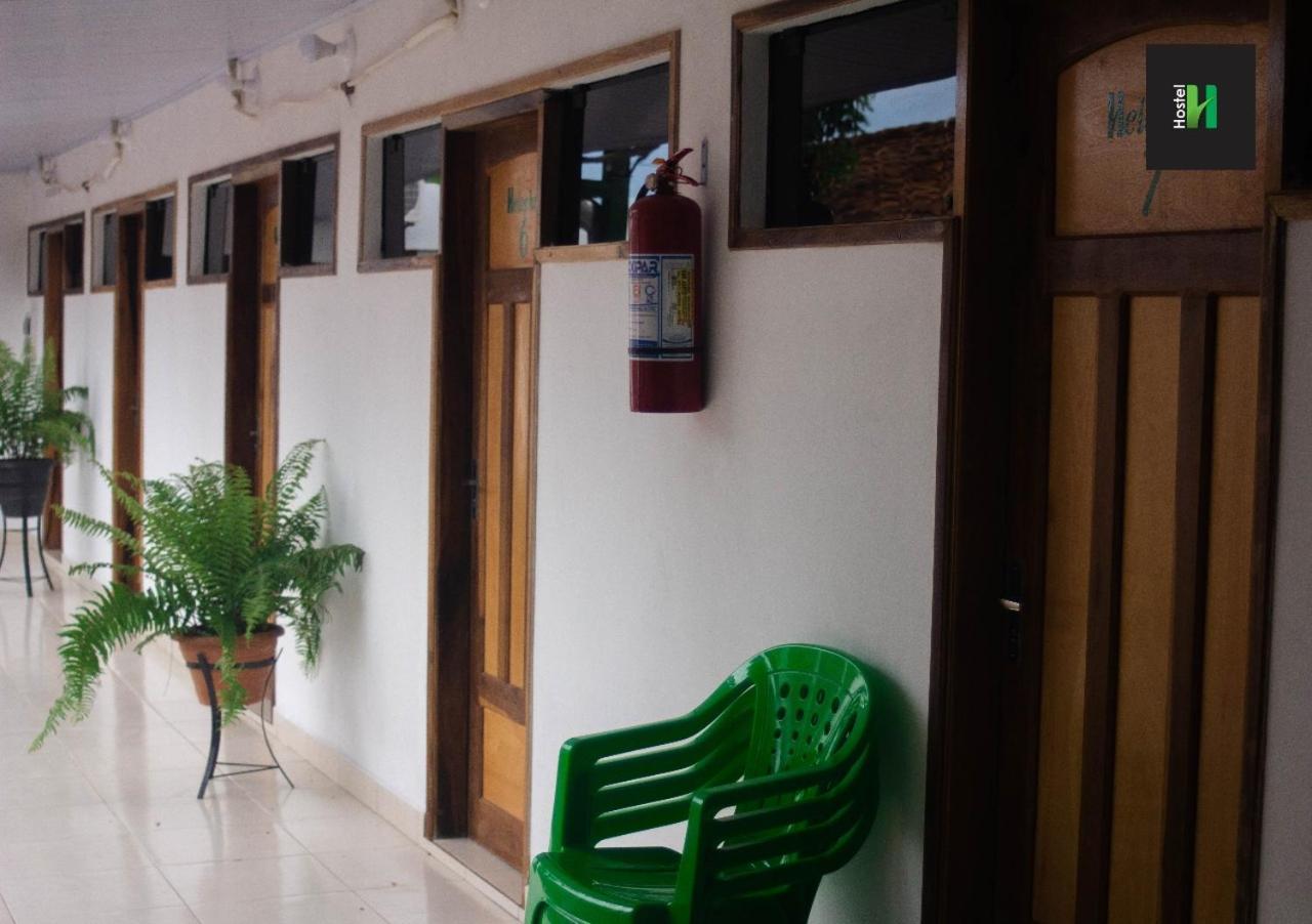 Helecho'S Hostal Hostel Encarnacion Exterior photo